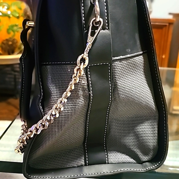 Portable Black Leather Pet Carrier Bag For Small Dogs/Cats Yorkshire Totes, Stra - Picture 7 of 9